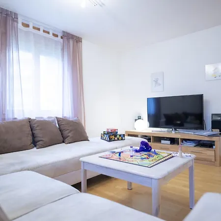 Apartmán Chasa Serras A - Reitberger Scuol