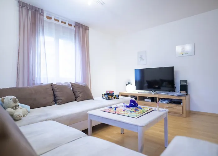 Apartment Chasa Serras A - Reitberger Scuol