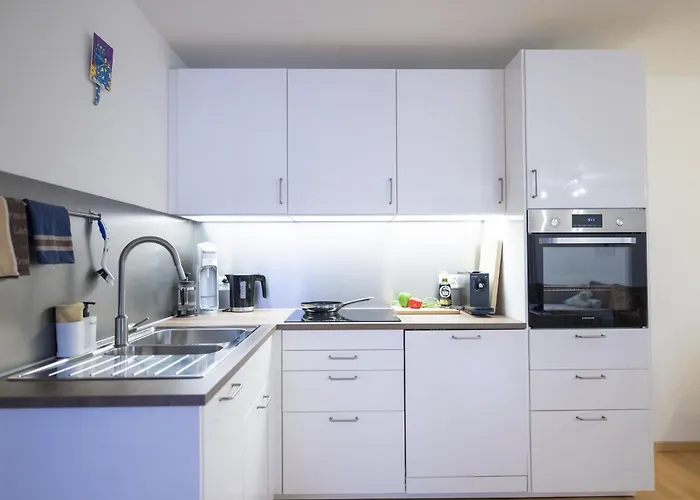 Apartment Chasa Serras A - Reitberger Scuol